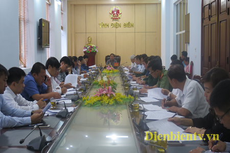 Toàn cảnh cuộc họp.