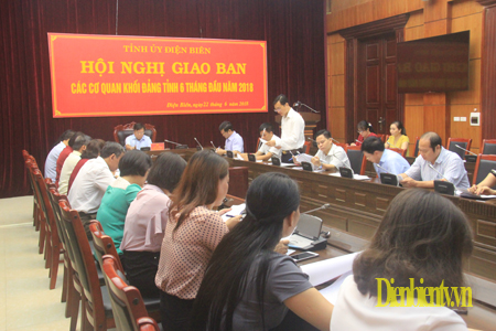 Quang cảnh hội nghị