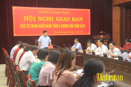 Quang cảnh hội nghị