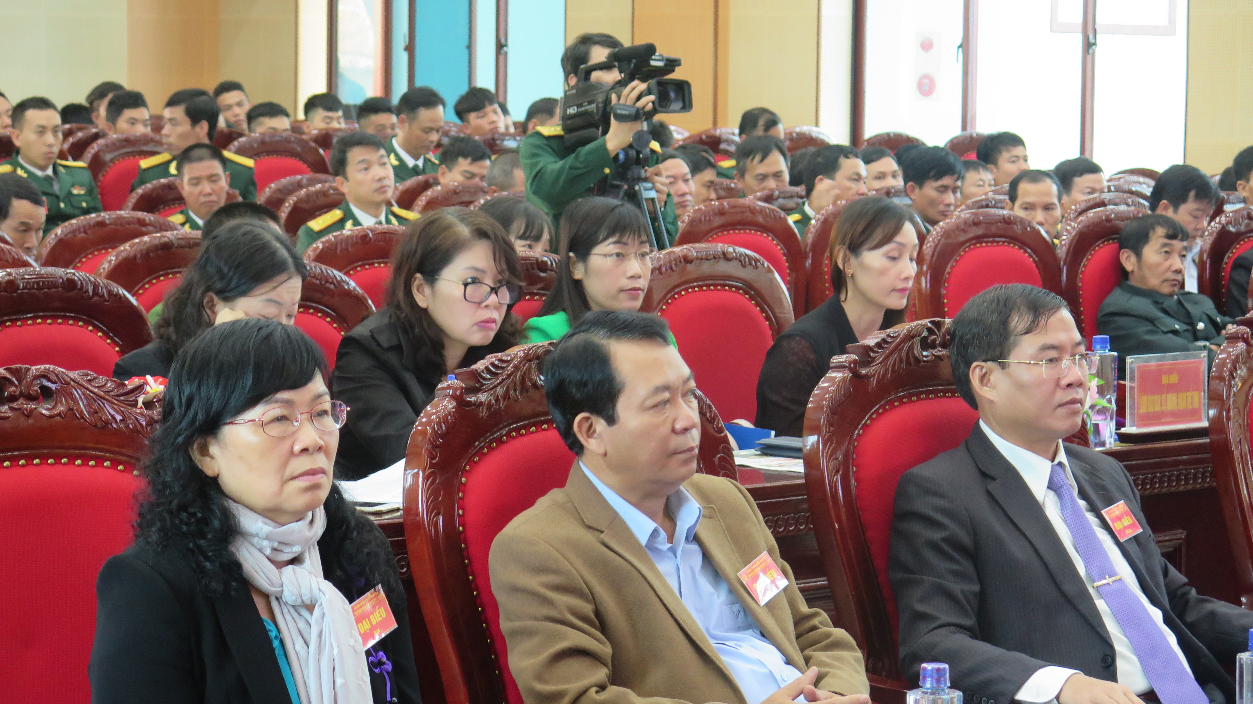 Đại biểu đến dự