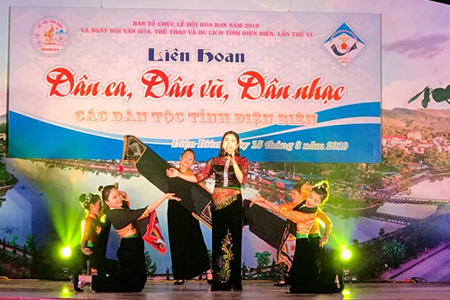 Dân ca Thái “Đón Xuân” của nghệ nhân huyện Tuần Giáo.