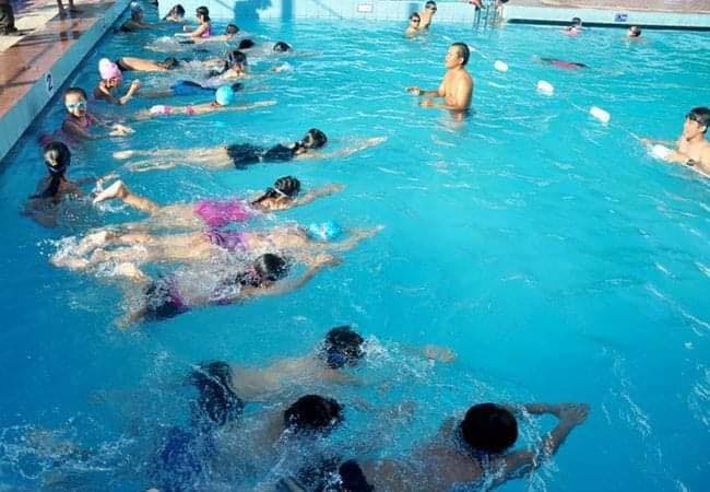 Các học sinh, sinh viên thưởng rủ nhau ra sông suối để bơi lội điều này tiềm ẩn nguy cơ đuối nước cao. ( Ảnh minh họa)  