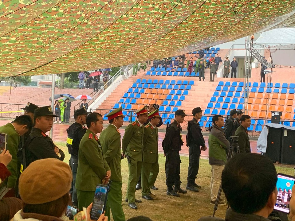 An ninh thắt chặt trong 
