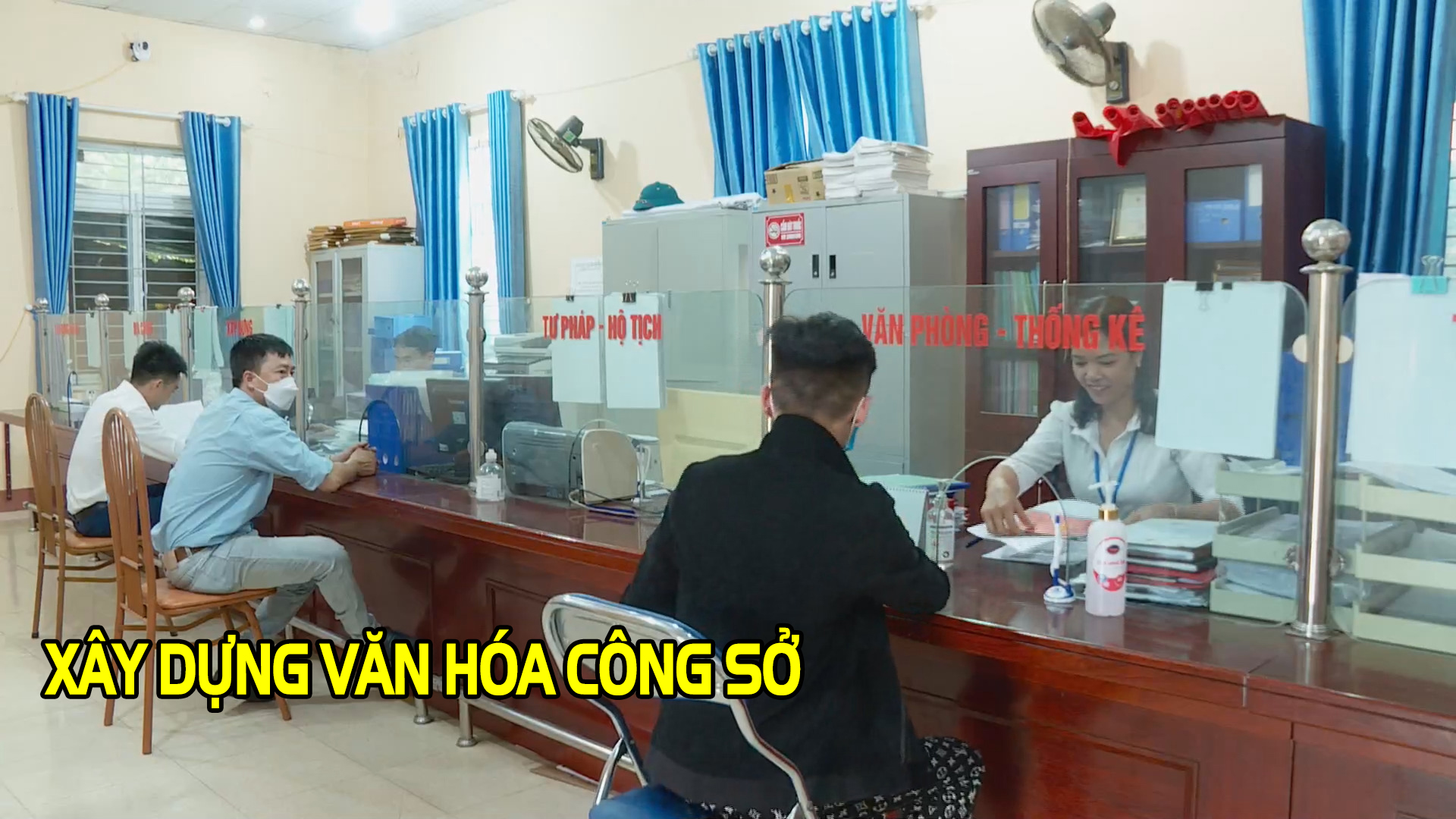 Xây dựng văn hóa công sở