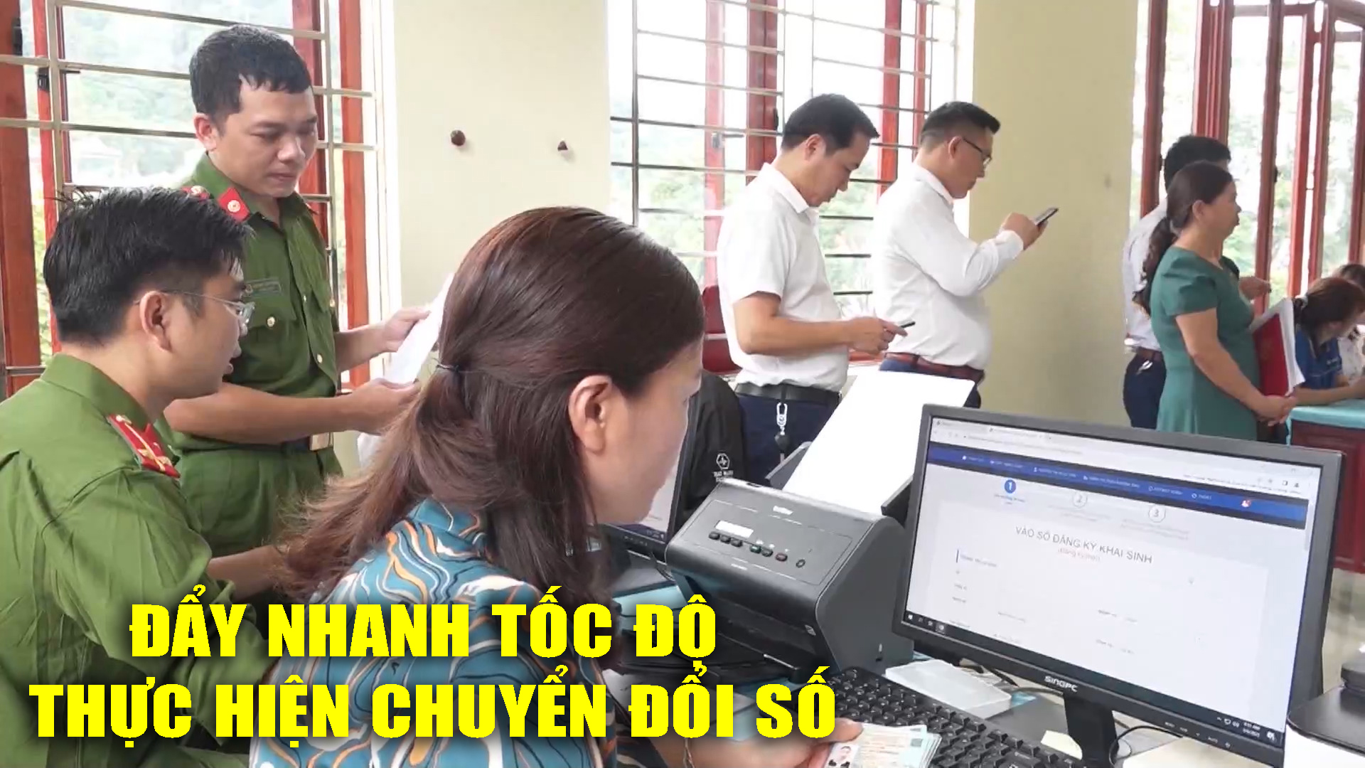 Đẩy nhanh tốc độ thực hiện chuyển đổi số