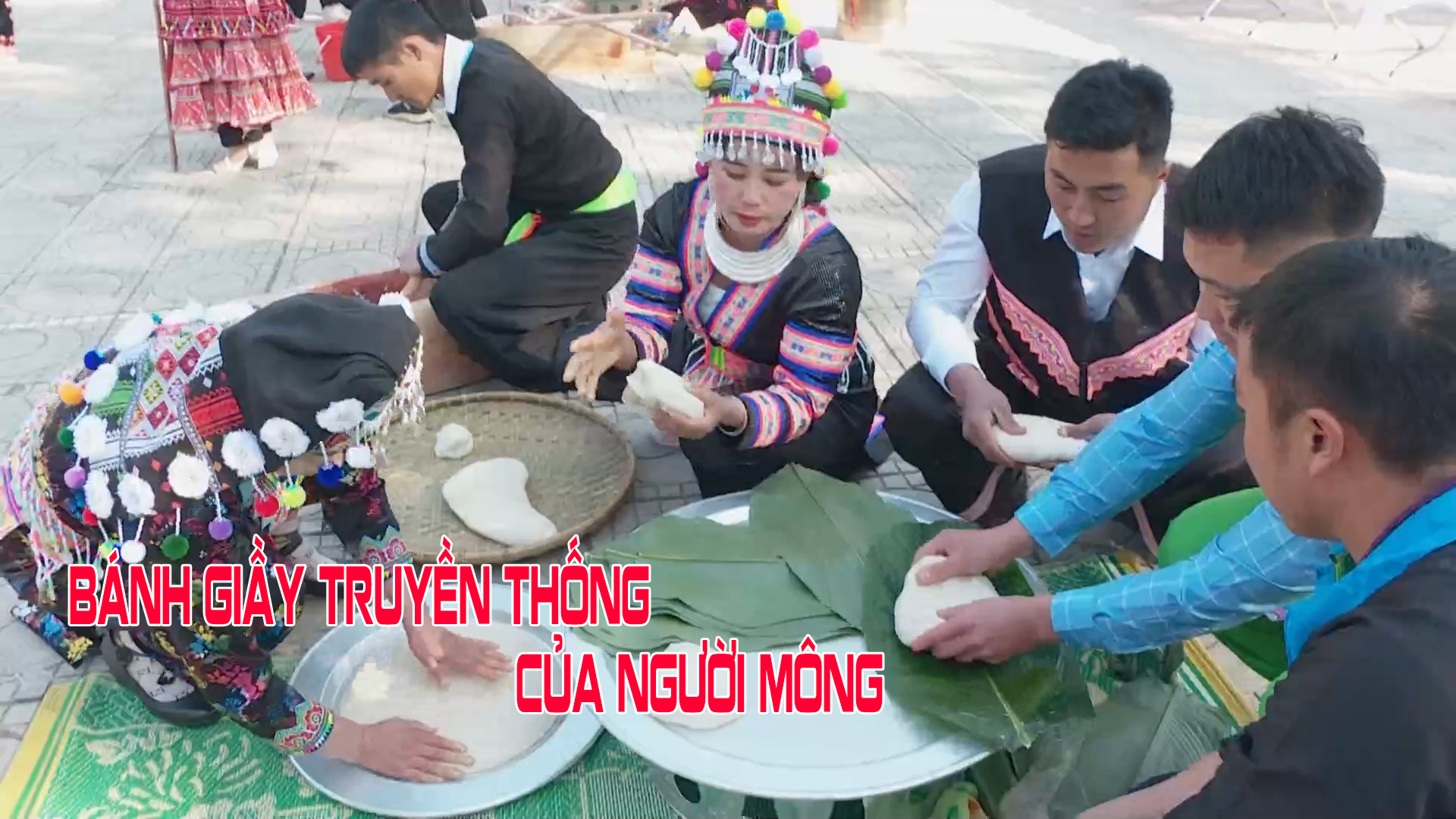 Bánh giầy truyền thống của người Mông