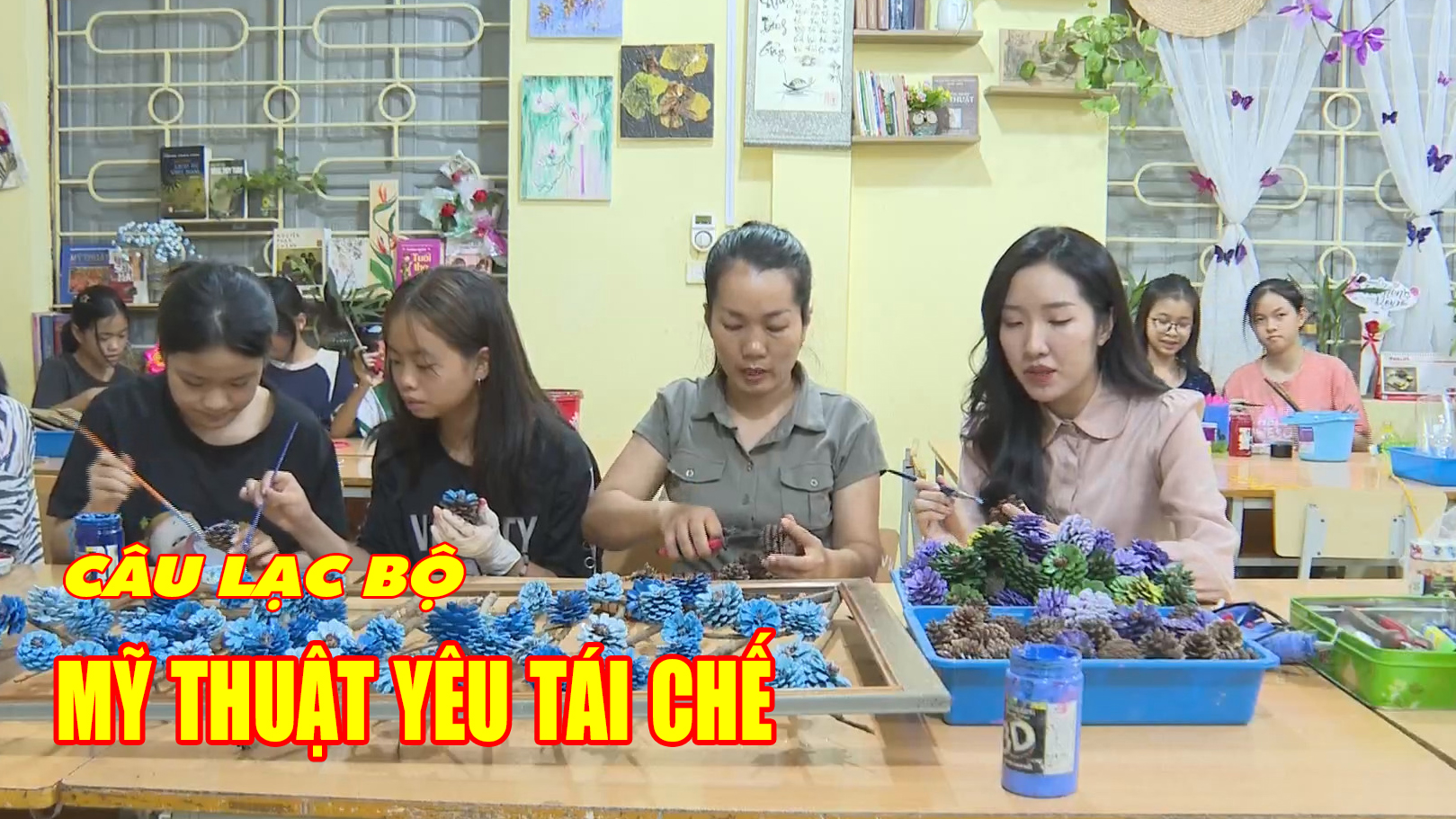 Câu lạc bộ Mỹ thuật yêu tái chế