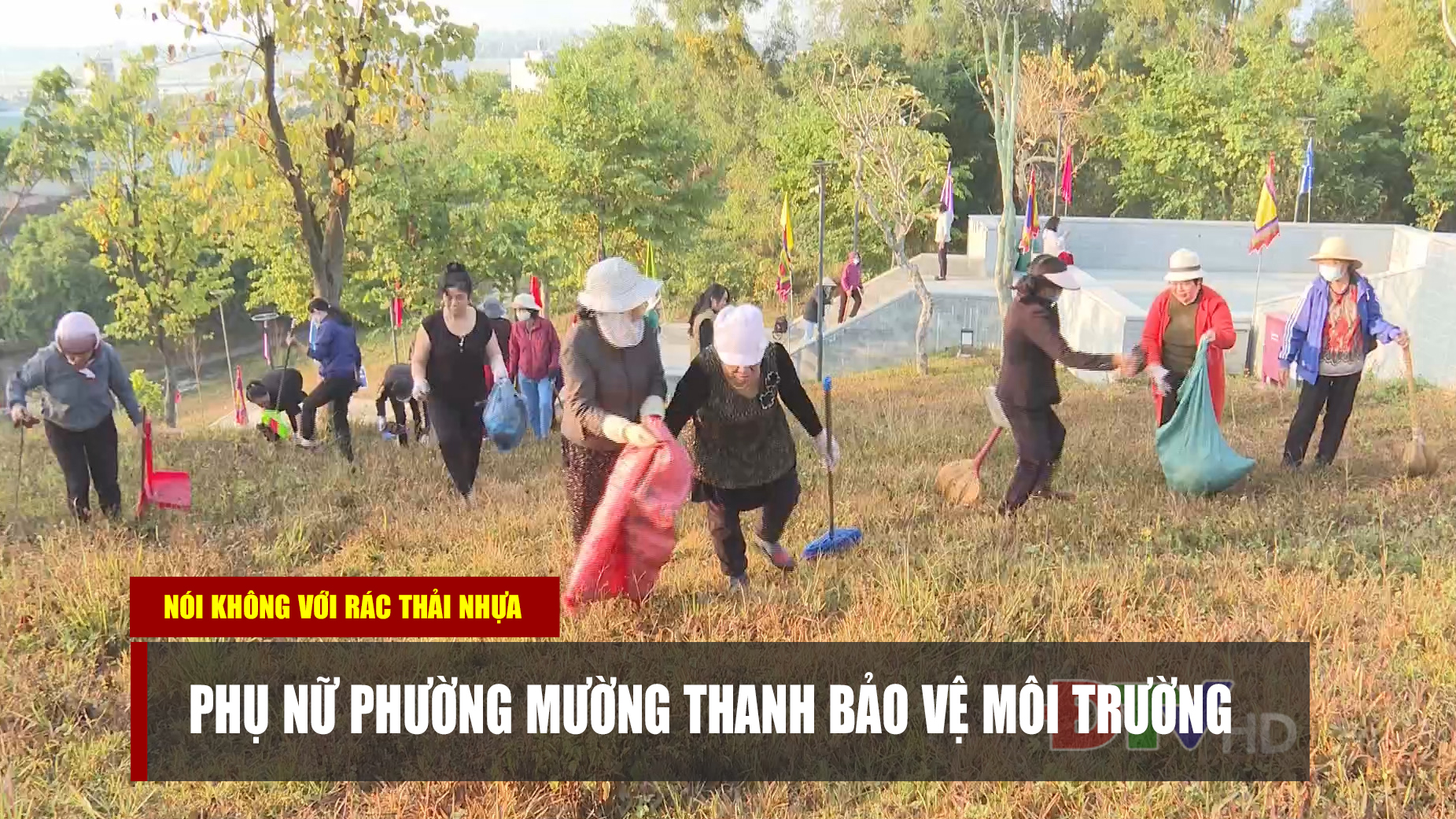 Phụ nữ phường Mường Thanh bảo vệ môi trường