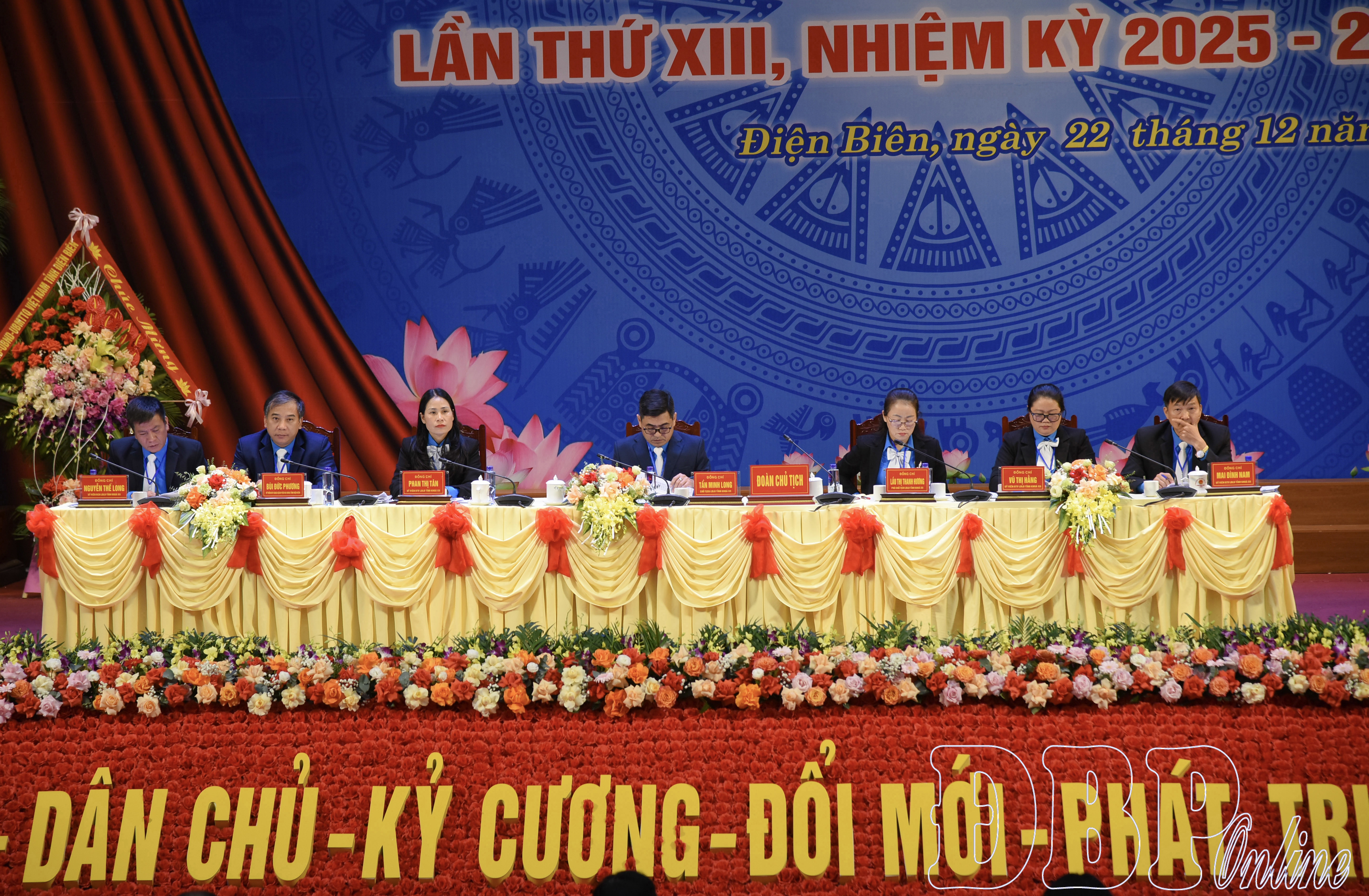 Đồng chí Phan Văn Anh, Phó Chủ tịch Tổng LĐLĐ Việt Nam phát biểu tại Đại hội.