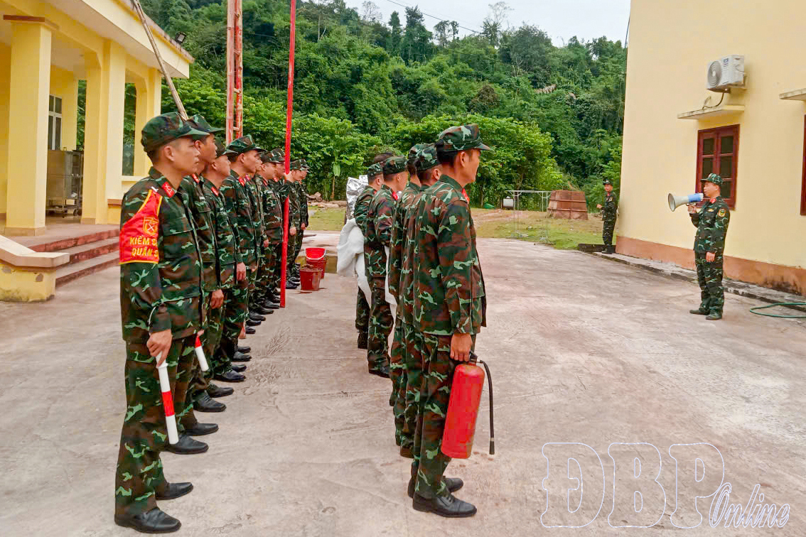Cán bộ Ban Chỉ huy PTKV 1 - Mường Nhé tham gia tập huấn trong năm 2025.